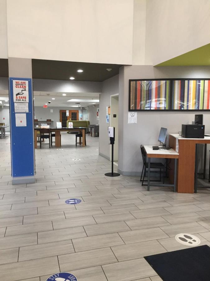 Holiday Inn Express & Suites Orangeburg By Ihg Bagian luar foto