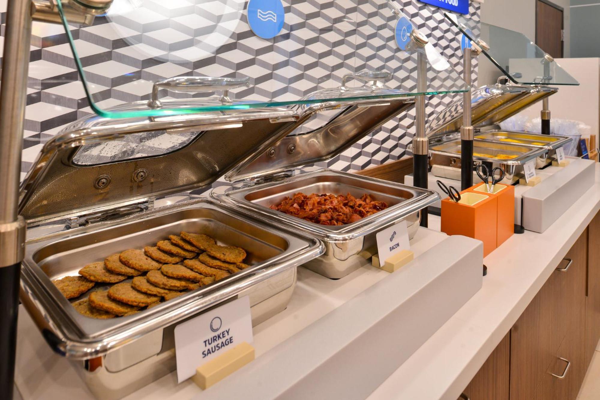 Holiday Inn Express & Suites Orangeburg By Ihg Bagian luar foto